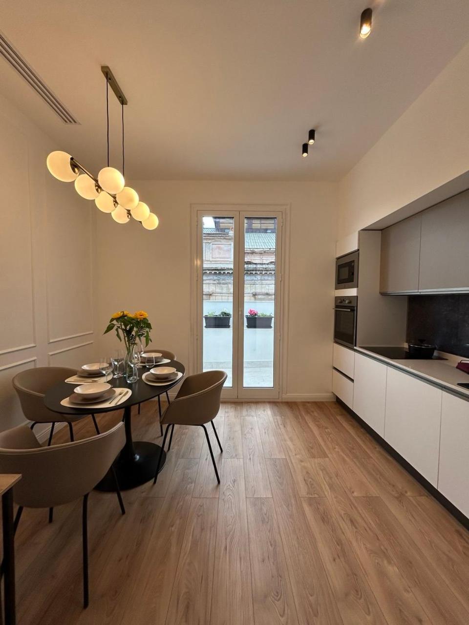 Politeama'S Home - Luxury Apartment Palermo Exterior photo
